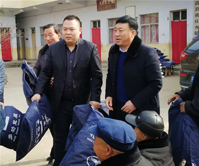 民建“組團”慰問，企業(yè)送溫暖到家